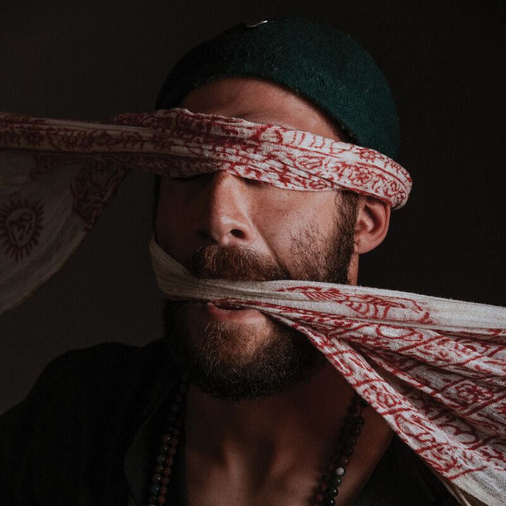 Ashk Haye Moghavemat cover