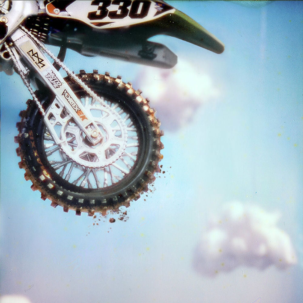 MID AIR cover
