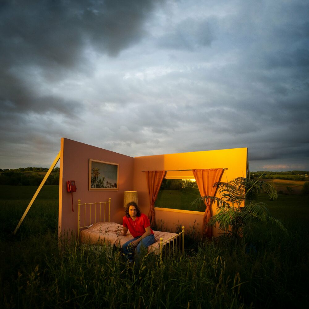 Sundowner cover
