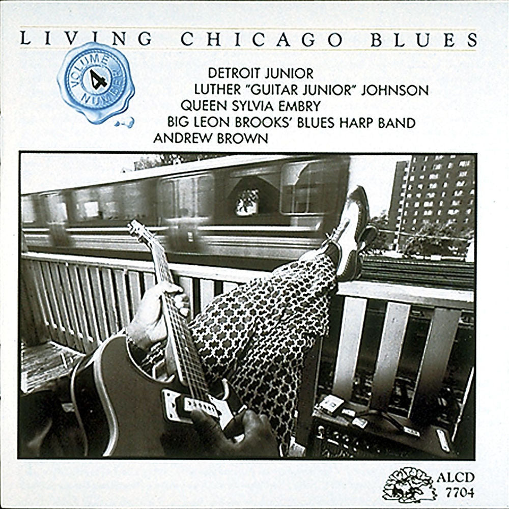 Living Chicago Blues 4 cover