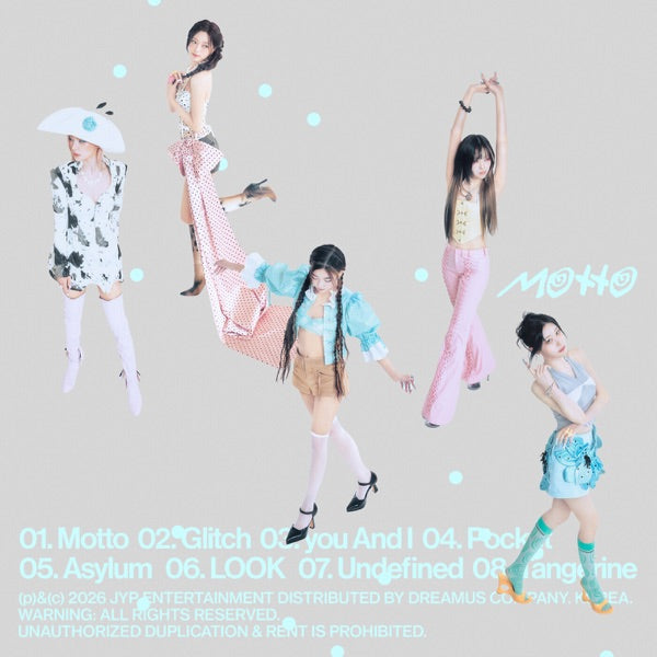 Motto [Photobook C ver.] cover