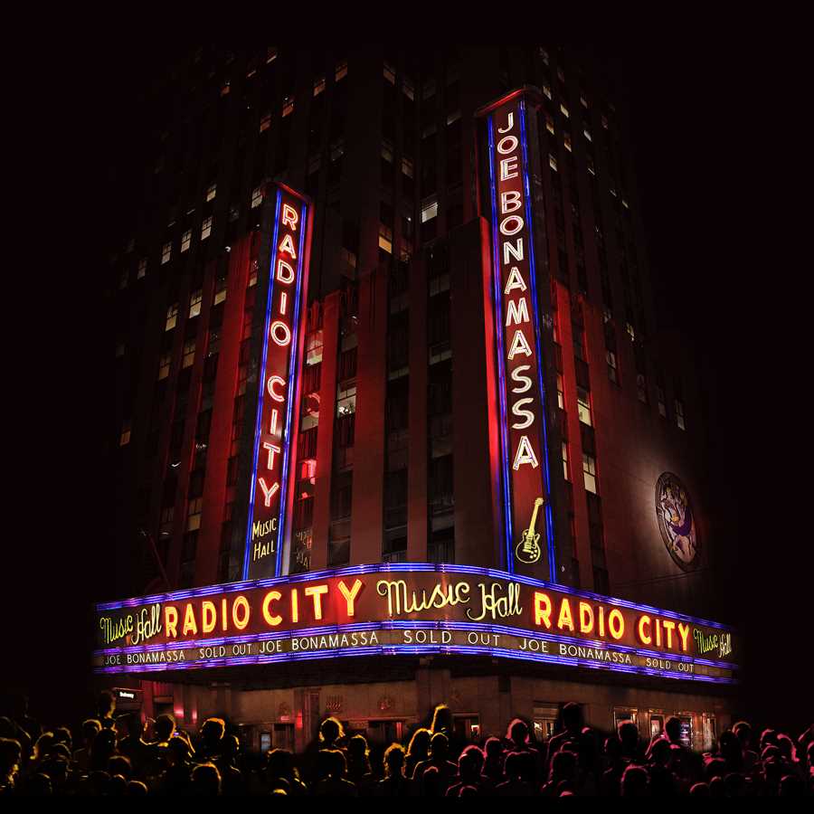 Live At Radio City Music Hall [CD/Blu-Ray Combo]